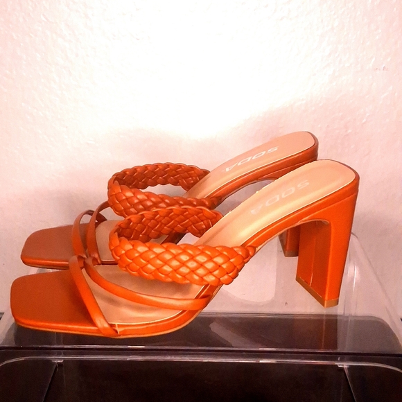 Veda Women's Orange Braided Heeled Sandals - Picture 3 of 13